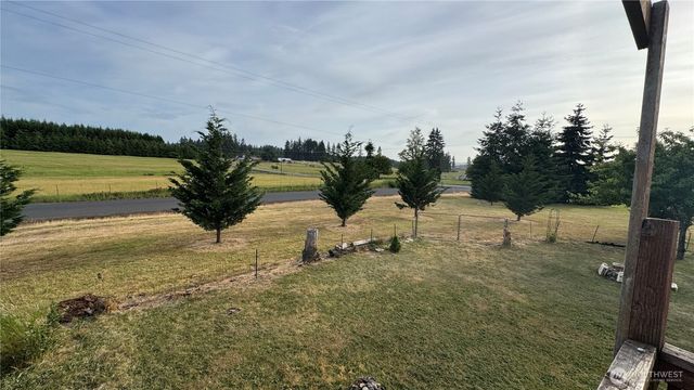103 Noble Estates Drive, Winlock, WA 98596