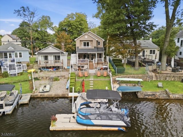 55 N Shore Rd, Denville Twp., NJ 07834