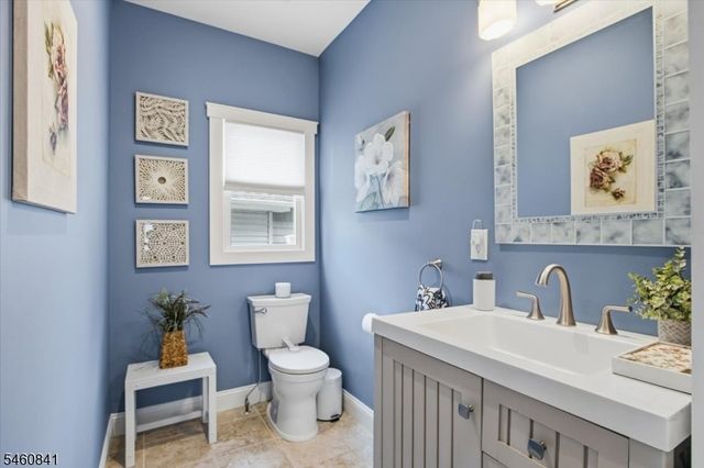 55 N Shore Rd, Denville Twp., NJ 07834