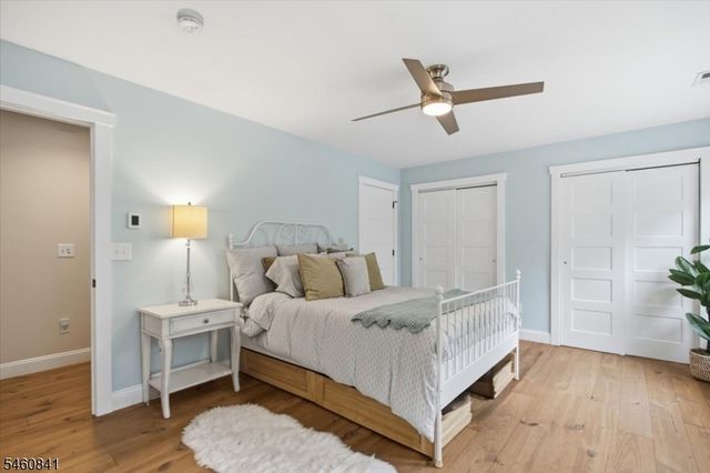 55 N Shore Rd, Denville Twp., NJ 07834