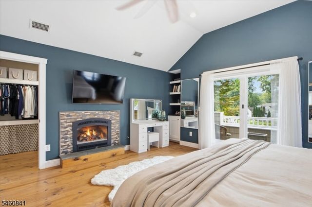 55 N Shore Rd, Denville Twp., NJ 07834