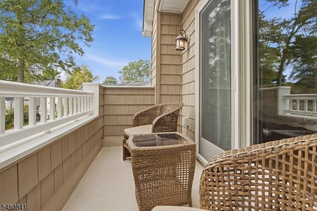 55 N Shore Rd, Denville Twp., NJ 07834