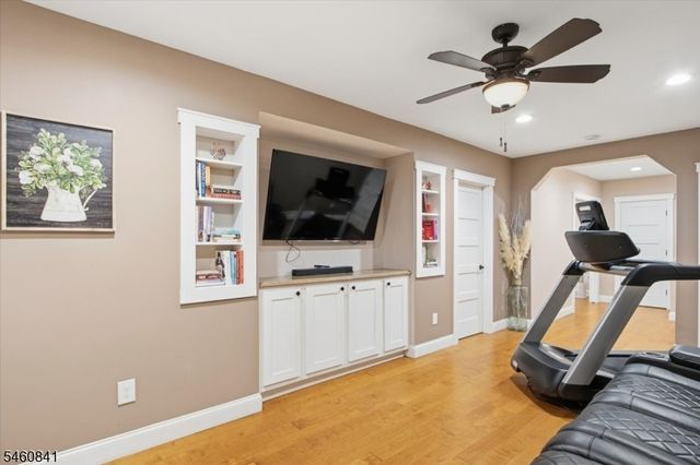 55 N Shore Rd, Denville Twp., NJ 07834