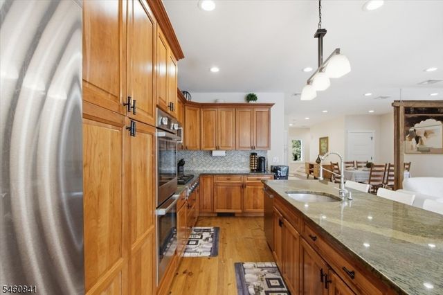 55 N Shore Rd, Denville Twp., NJ 07834