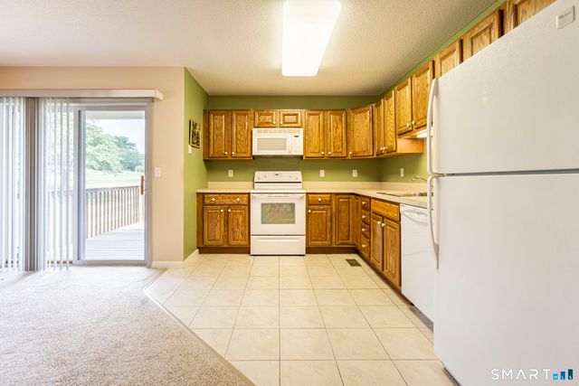 21 Farm Brook Lane 21, Vernon, CT 06066