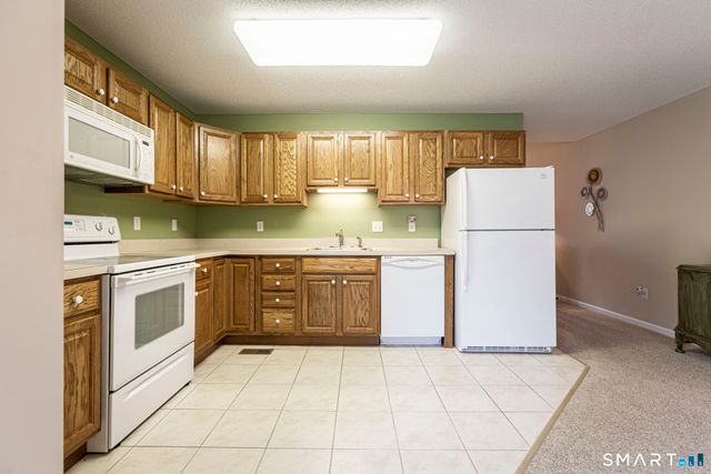 21 Farm Brook Lane 21, Vernon, CT 06066