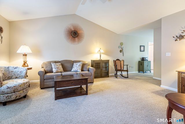 21 Farm Brook Lane 21, Vernon, CT 06066