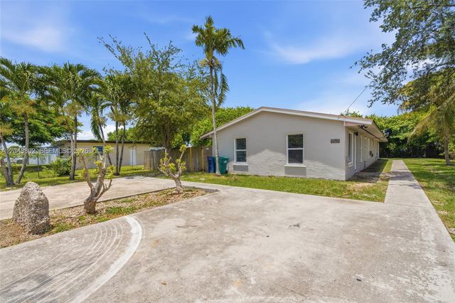 26410 SW 138th Court, Homestead, FL 33032