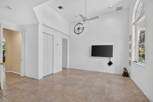 4936 Exeter Estate Lane, Lake Worth, FL 33449