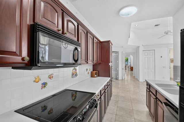 4936 Exeter Estate Lane, Lake Worth, FL 33449