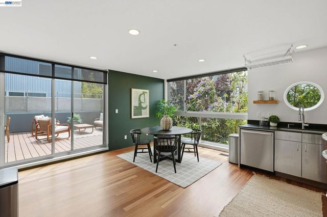 2709 10Th St D, Berkeley, CA 94710