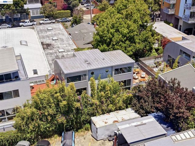 2709 10Th St D, Berkeley, CA 94710
