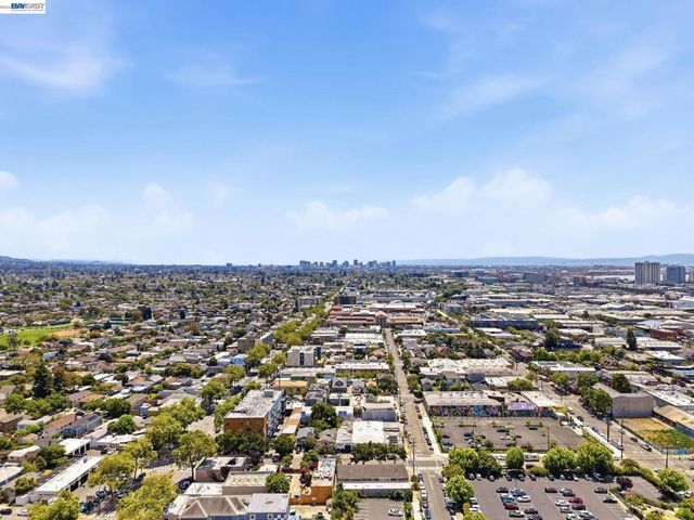 2709 10Th St D, Berkeley, CA 94710