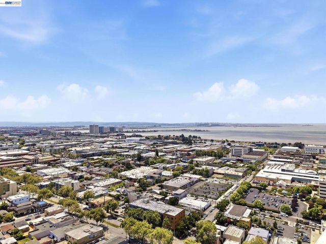 2709 10Th St D, Berkeley, CA 94710