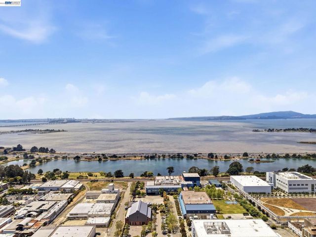 2709 10Th St D, Berkeley, CA 94710