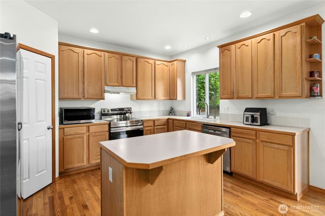 9 166th Place SE, Bothell, WA 98012