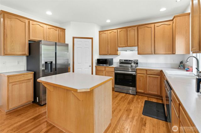 9 166th Place SE, Bothell, WA 98012