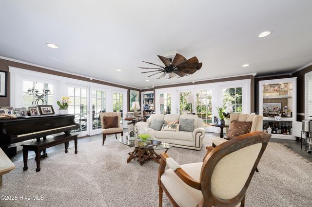 2301 Parham Drive, Wilmington, NC 28403