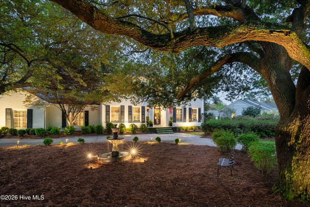 2301 Parham Drive, Wilmington, NC 28403