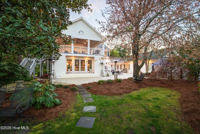 2301 Parham Drive, Wilmington, NC 28403