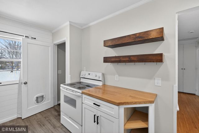 923 14th Street NE, Owatonna, MN 55060