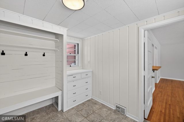 923 14th Street NE, Owatonna, MN 55060