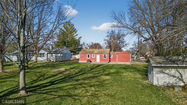 923 14th Street NE, Owatonna, MN 55060