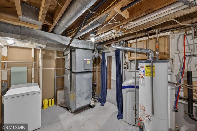 923 14th Street NE, Owatonna, MN 55060