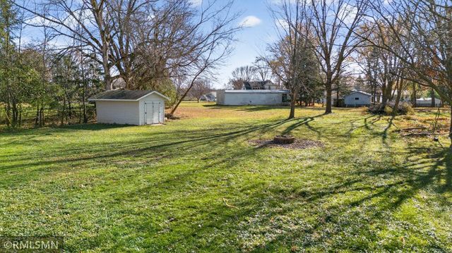 923 14th Street NE, Owatonna, MN 55060