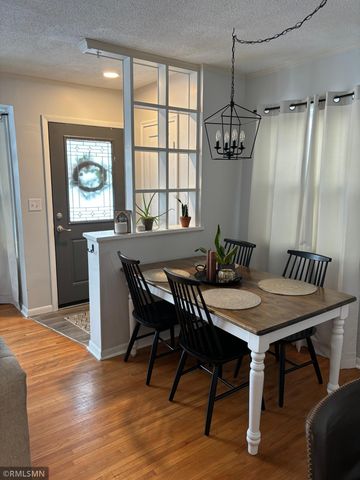 923 14th Street NE, Owatonna, MN 55060