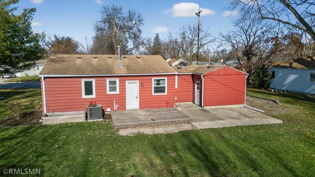 923 14th Street NE, Owatonna, MN 55060