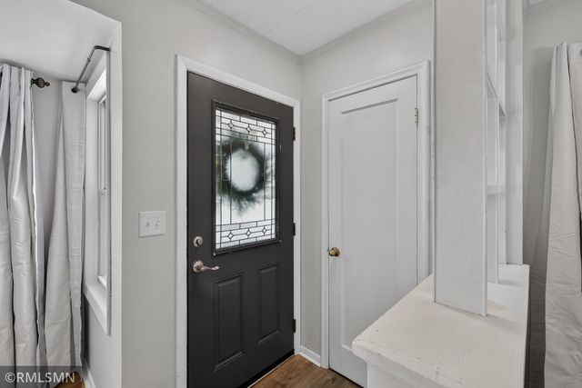 923 14th Street NE, Owatonna, MN 55060