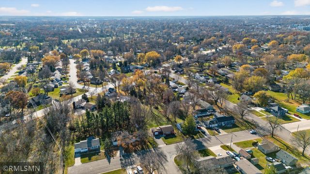 923 14th Street NE, Owatonna, MN 55060