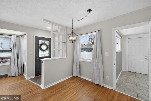 923 14th Street NE, Owatonna, MN 55060