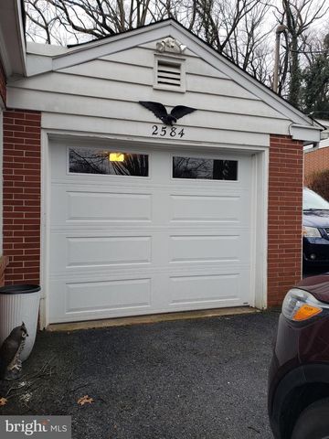 2584 SPRING VALLEY RD, Lancaster, PA 17601