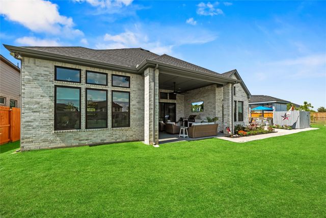 7311 Sunny Oak Lane, Fulshear, TX 77441