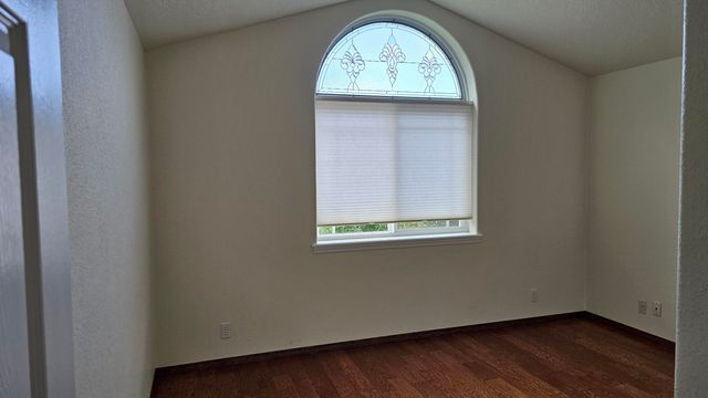 2717 SW Acres Road, Grants Pass, OR 97527