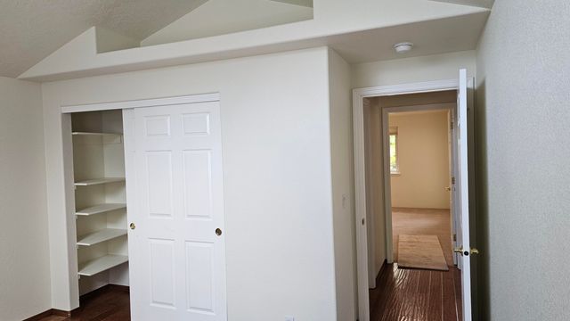 2717 SW Acres Road, Grants Pass, OR 97527