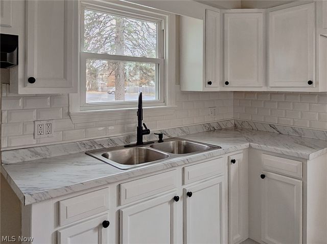 17 N Richview Avenue, Youngstown, OH 44509