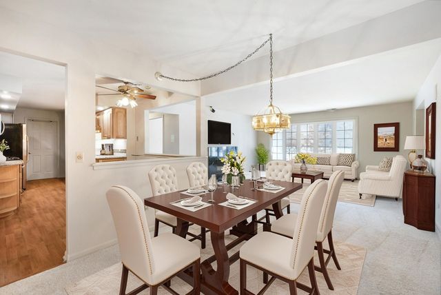 1112 Iroquois Avenue 12, Naperville, IL 60563