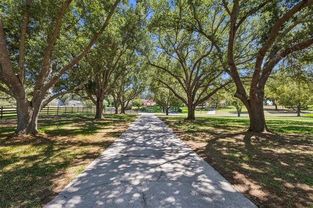 14951 THOROUGHBRED LN, Montverde, FL 34756