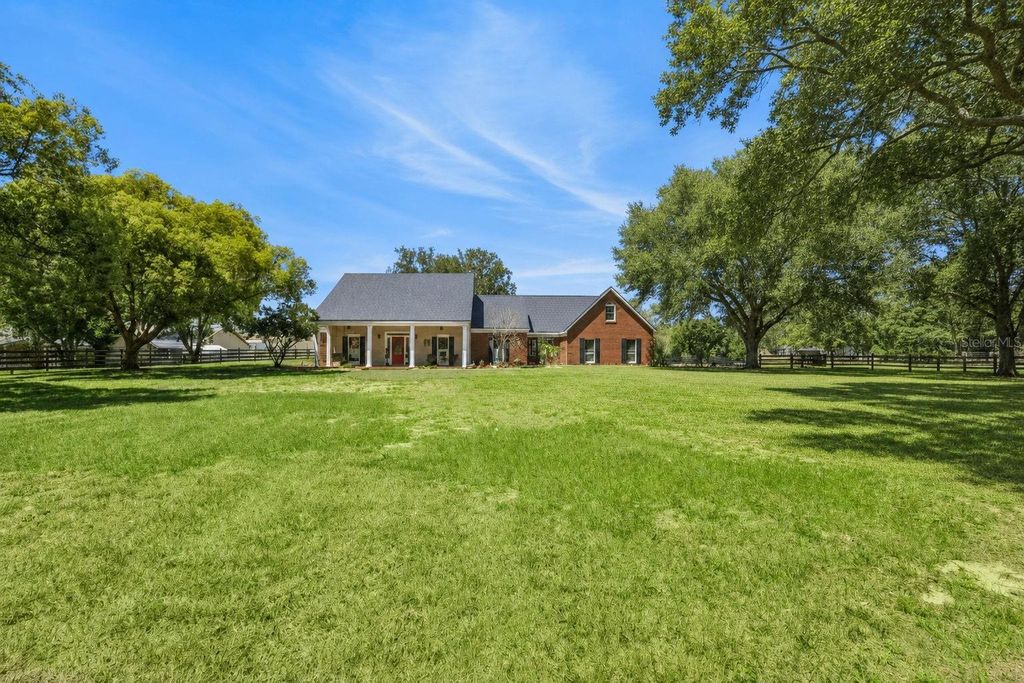 14951 THOROUGHBRED LN, Montverde, FL 34756