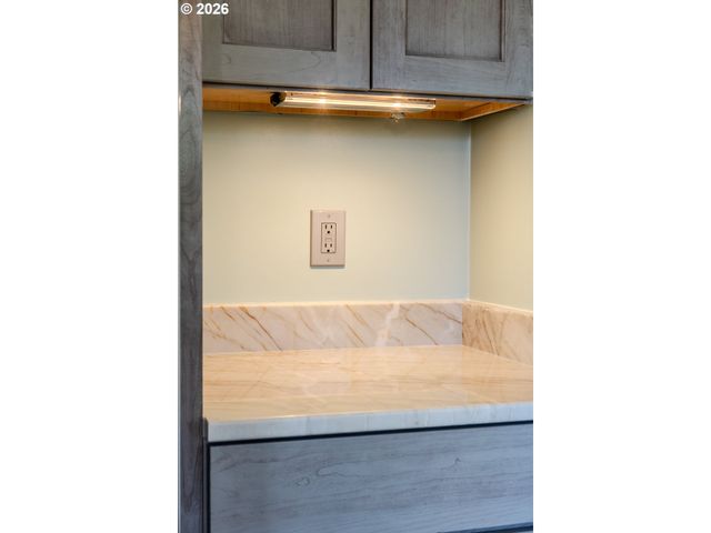 1441 Sw 23RD Ct, Gresham, OR 97080