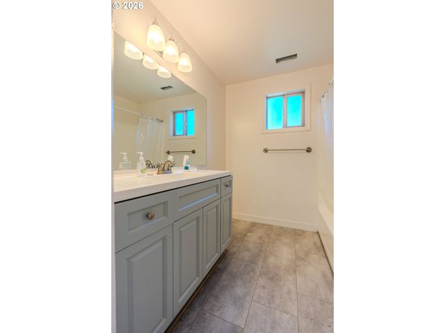 1441 Sw 23RD Ct, Gresham, OR 97080