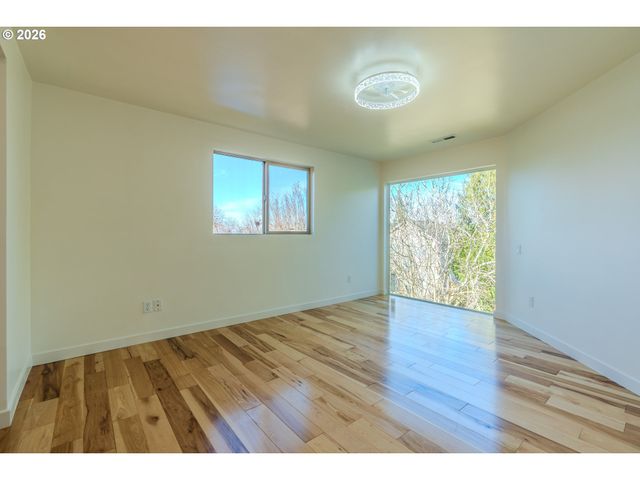 1441 Sw 23RD Ct, Gresham, OR 97080