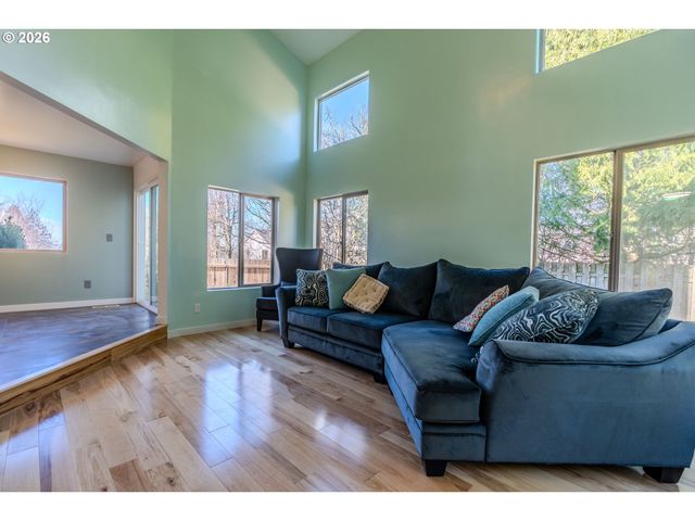 1441 Sw 23RD Ct, Gresham, OR 97080