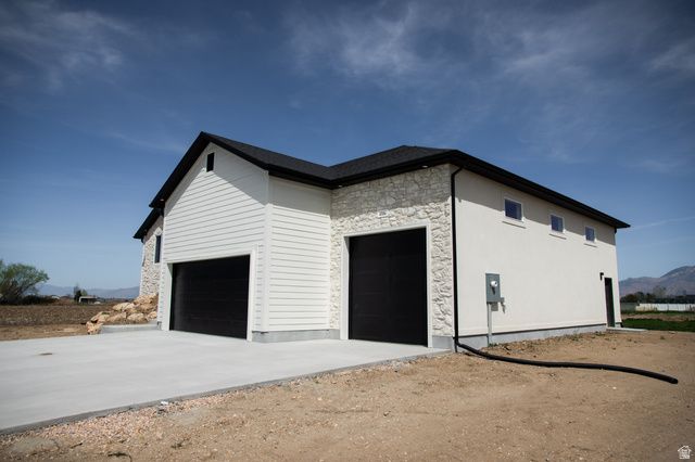 4586 S 6300 W, Hooper, UT 84315
