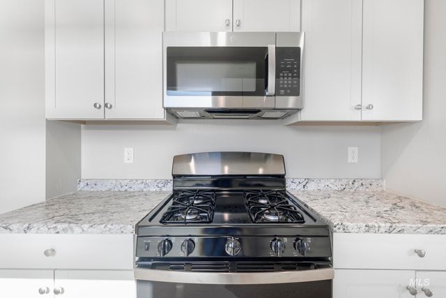 513 W Avenue B, Jerome, ID 83338