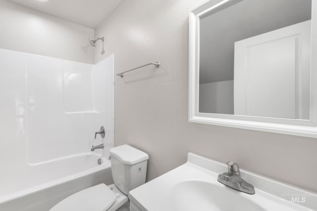 513 W Avenue B, Jerome, ID 83338