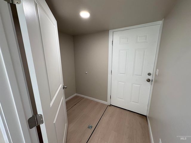 513 W Avenue B, Jerome, ID 83338